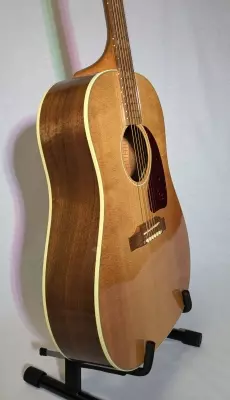 Gibson - J-45 Studio Walnut - Natural 6